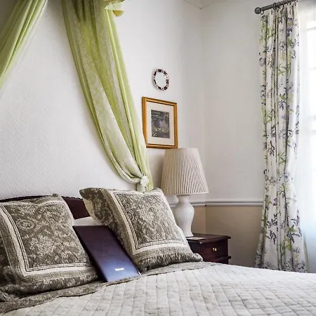 Guest house Tall Storeys