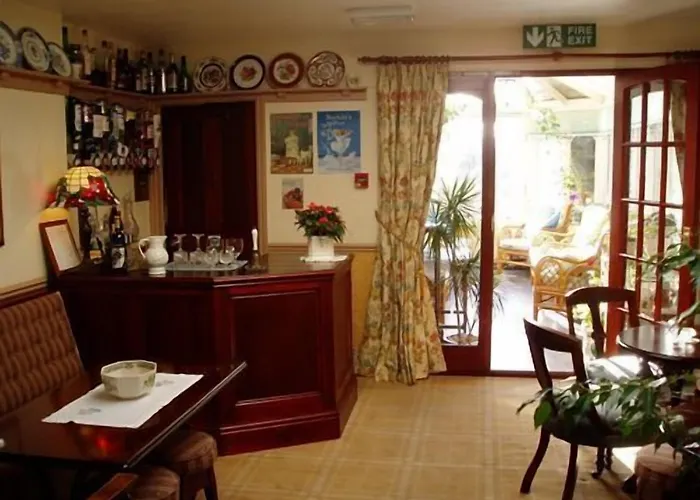 Guest house Tall Storeys