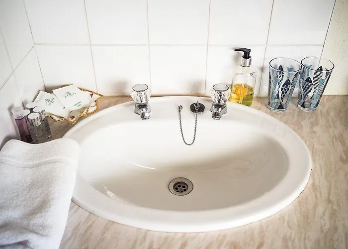 Guest house Tall Storeys