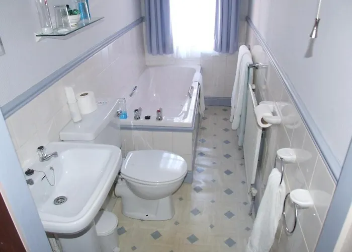 Tall Storeys 4* Scarborough