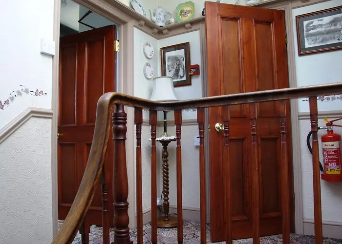 Tall Storeys Guest house 4*