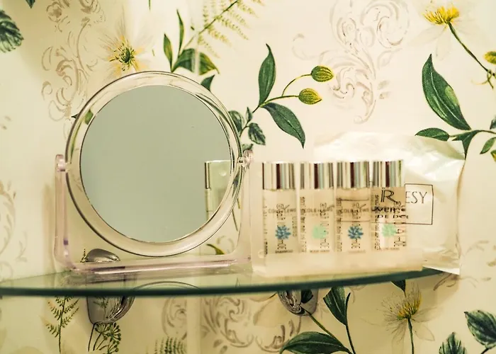 Guest house Tall Storeys 4*