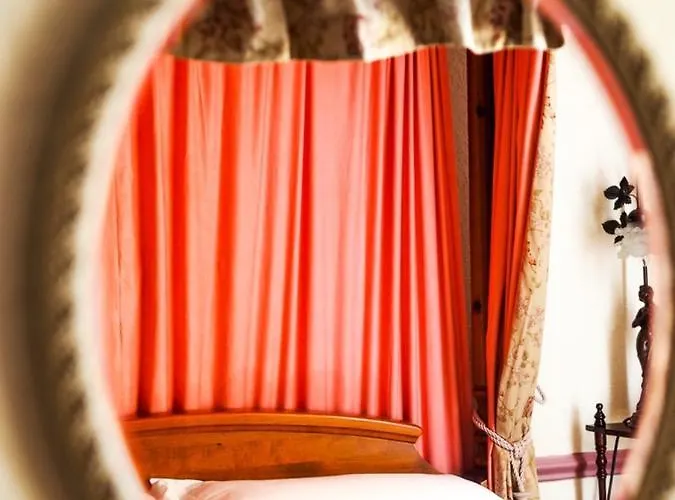 Tall Storeys Guest house 4*