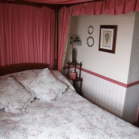 Tall Storeys Guest house Scarborough