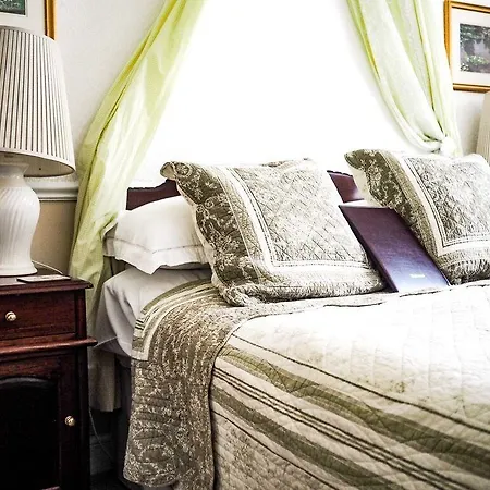 게스트하우스 Tall Storeys 스카버러