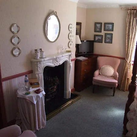 게스트하우스 Tall Storeys 4*