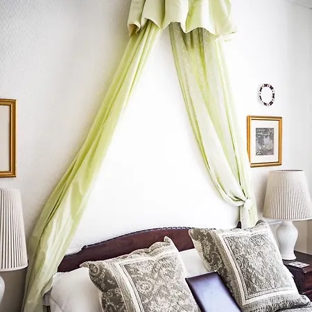 Tall Storeys Affittacamere 4*