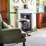 Tall Storeys Scarborough
