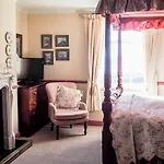 Tall Storeys 4*