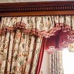 Tall Storeys 4* Scarborough