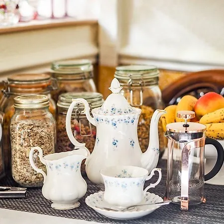 Tall Storeys Scarborough