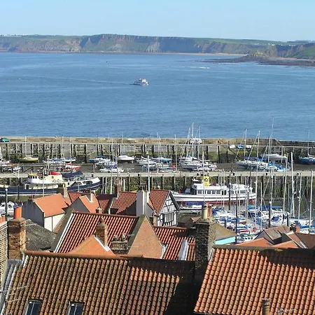 Tall Storeys 4* Scarborough