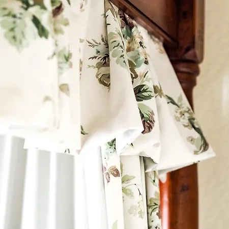 Tall Storeys Gasthuis 4*